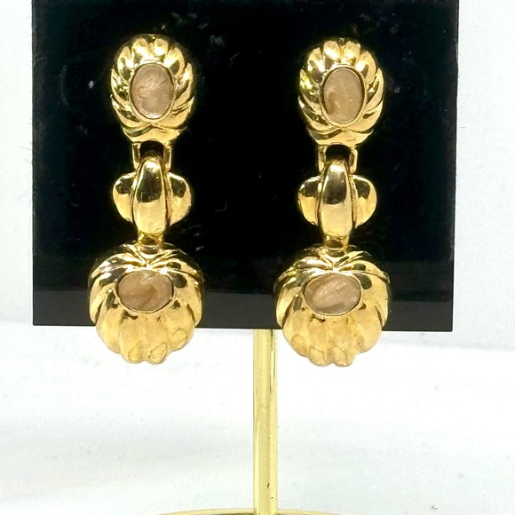 Stunning Vintage Gold & Cream Enamel Drop Post Earrings by Lilly’s Jewels - Picture 4 of 7